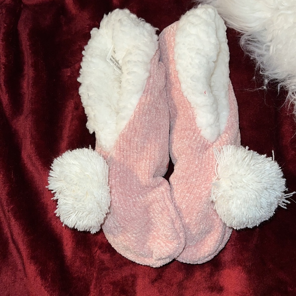 Pink and white No Slip slipper Socks - Picture 2 of 8